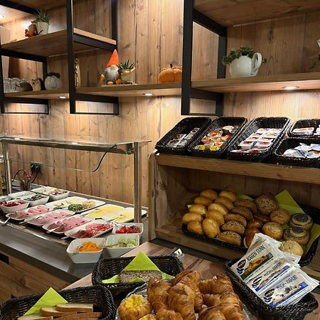 Hotel Cafe Adler 24H Self Check In Triberg im Schwarzwald Luaran gambar