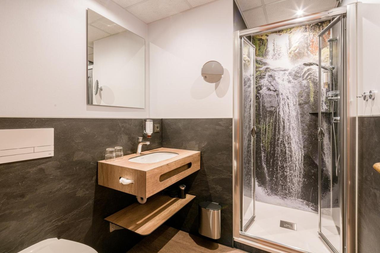Hotel Cafe Adler 24H Self Check In Triberg im Schwarzwald Luaran gambar